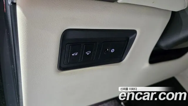 Land Rover Range Rover Sport 2016 — фото 12