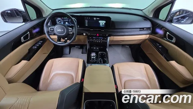Kia Canival 2023 — фото 10