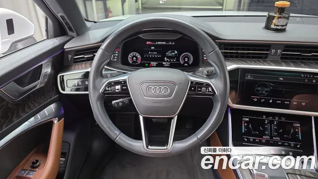 Audi A6 2020 — фото 19