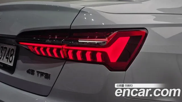 Audi A6 2020 — фото 9