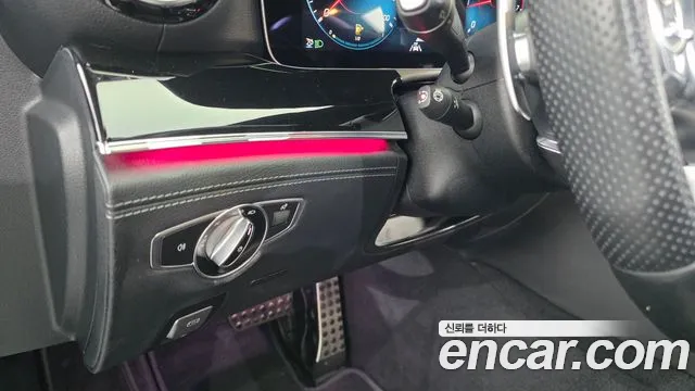 Mercedes-Benz AMG GT 2021 — фото 26