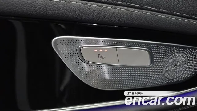 Mercedes-Benz AMG GT 2021 — фото 29