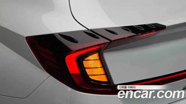 Hyundai Sonata 2020 — фото 9