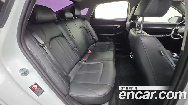 Hyundai Sonata 2020 — фото 29