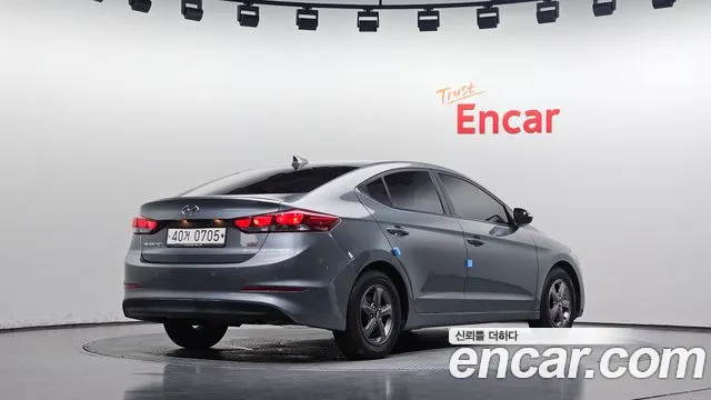 Hyundai AVANTE 2017 — фото 2