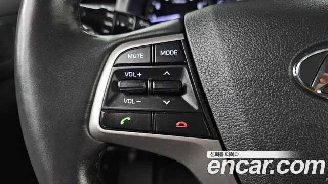 Hyundai AVANTE 2017 — фото 24