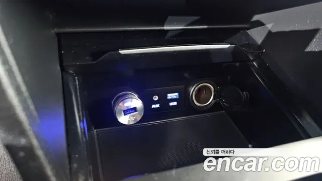 Hyundai AVANTE 2017 — фото 29