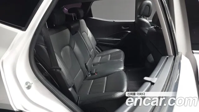 Hyundai Santafe 2016 — фото 18
