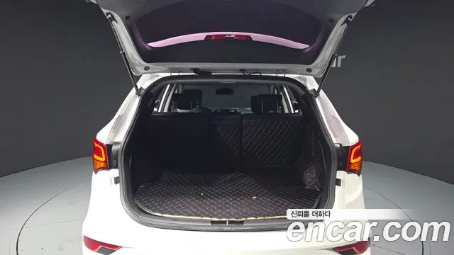 Hyundai Santafe 2016 — фото 26