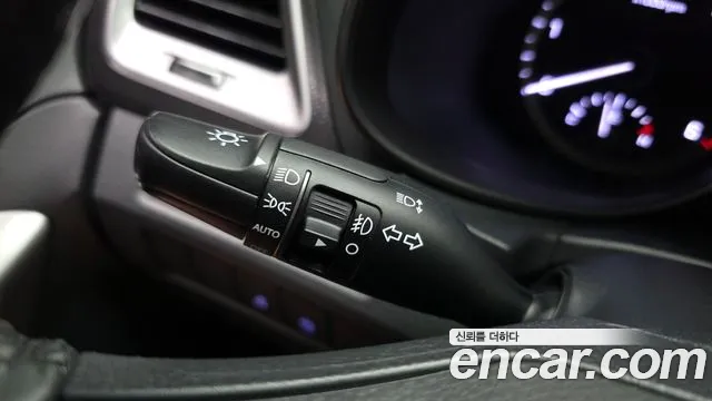 Hyundai Santafe 2016 — фото 27
