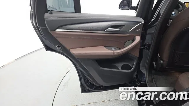 BMW iX3 2023 — фото 15