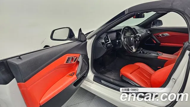 BMW Z4 2021 — фото 10