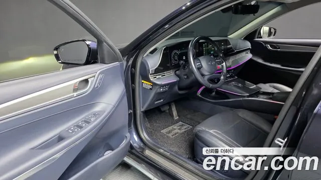 Hyundai Grandeur 2020 — фото 13