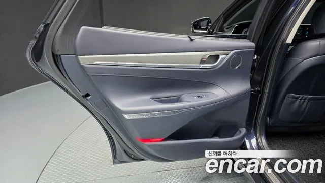 Hyundai Grandeur 2020 — фото 15