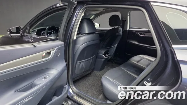 Hyundai Grandeur 2020 — фото 16