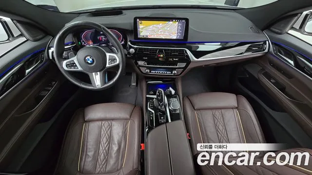 BMW Gran Turismo 2024 — фото 10
