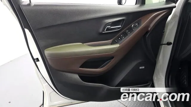 Chevrolet Korea Trax 2015 — фото 14