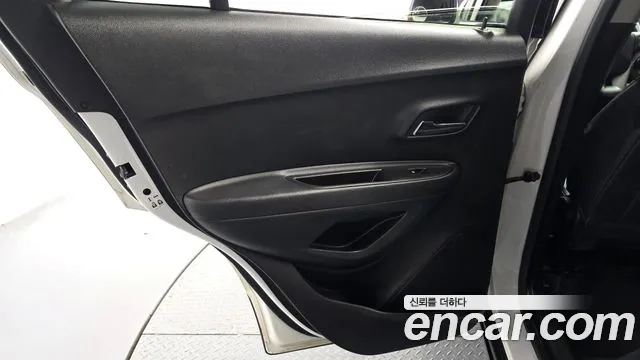 Chevrolet Korea Trax 2015 — фото 15