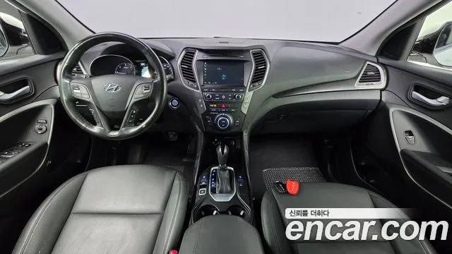 Hyundai Santafe 2018 — фото 10