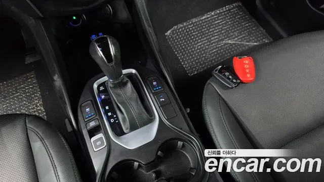 Hyundai Santafe 2018 — фото 12