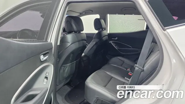 Hyundai Santafe 2018 — фото 17