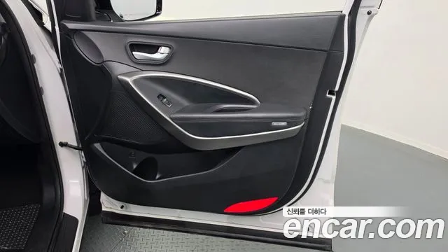 Hyundai Santafe 2018 — фото 14
