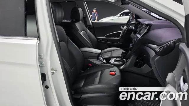 Hyundai Santafe 2018 — фото 16