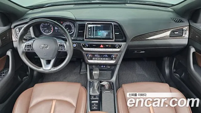 Hyundai Sonata 2018 — фото 10