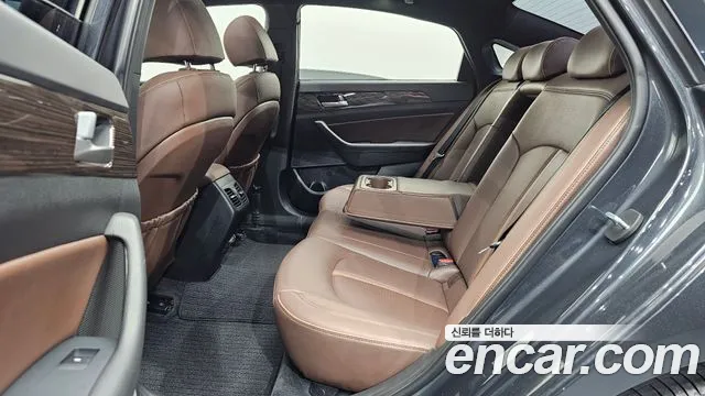 Hyundai Sonata 2018 — фото 17