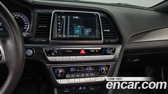 Hyundai Sonata 2018 — фото 20