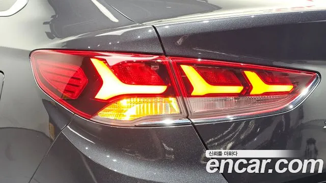 Hyundai Sonata 2018 — фото 9