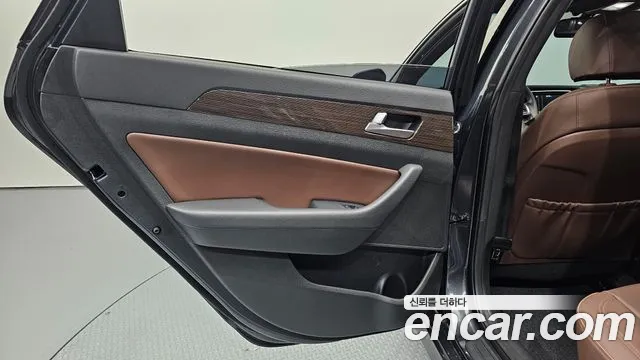 Hyundai Sonata 2018 — фото 15