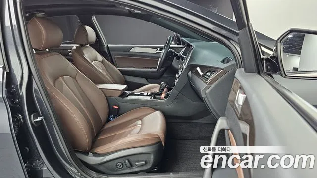 Hyundai Sonata 2018 — фото 16