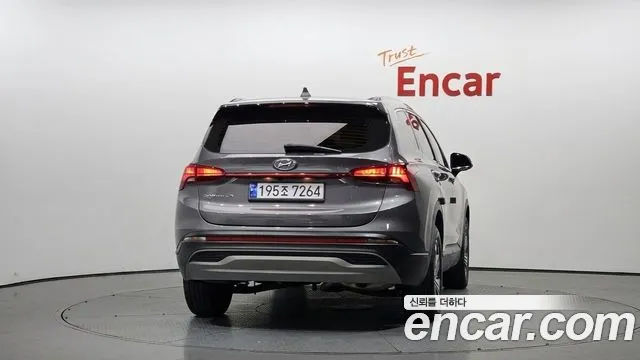 Hyundai Santafe 2023 — фото 4
