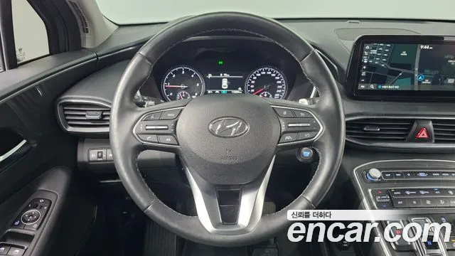 Hyundai Santafe 2023 — фото 19