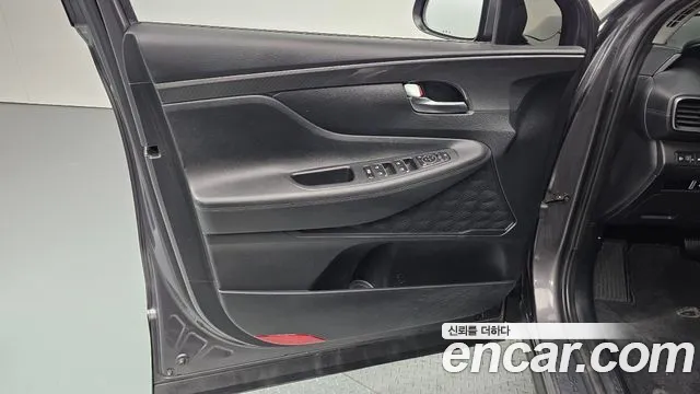 Hyundai Santafe 2023 — фото 14