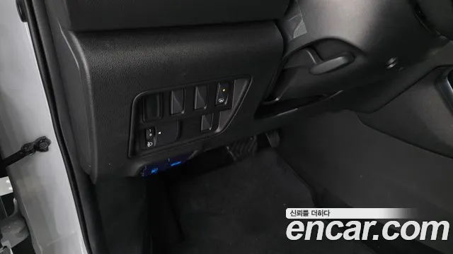 Renault Korea QM6 2023 — фото 14