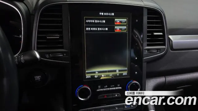 Renault Korea QM6 2023 — фото 17