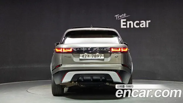 Land Rover Range Rover Velar 2018 — фото 4