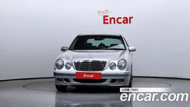 Mercedes-Benz E-Class 2001 — фото 3