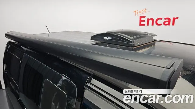 Hyundai Starex 2019 — фото 20