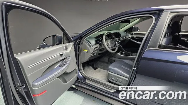 Hyundai Sonata 2020 — фото 11