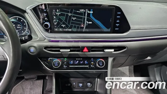 Hyundai Sonata 2020 — фото 15