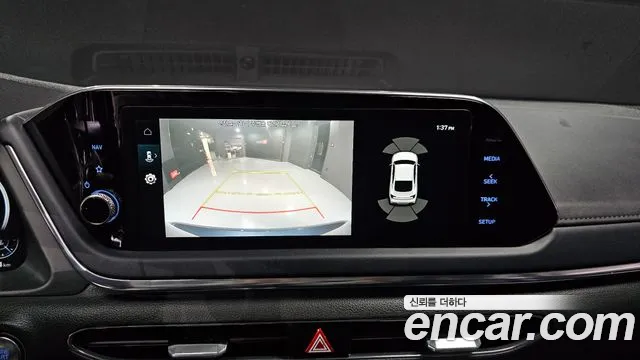 Hyundai Sonata 2020 — фото 16