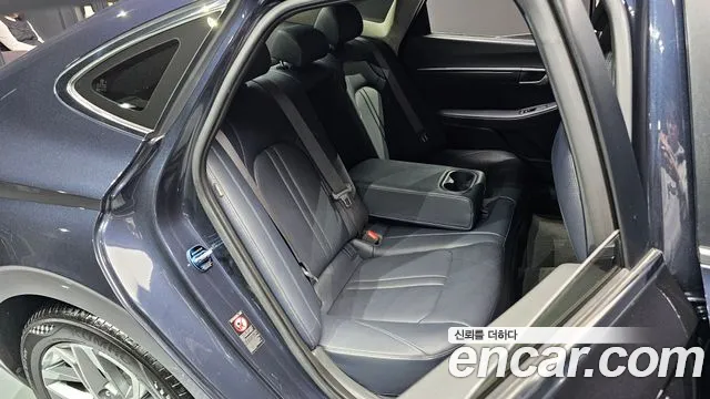 Hyundai Sonata 2020 — фото 20