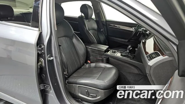 Hyundai Genesis 2014 — фото 10