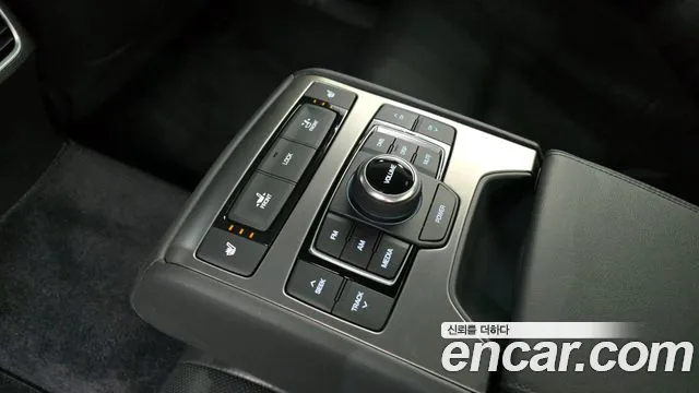 Hyundai Genesis 2016 — фото 16