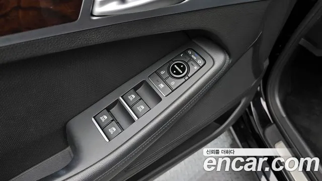 Hyundai Genesis 2016 — фото 18