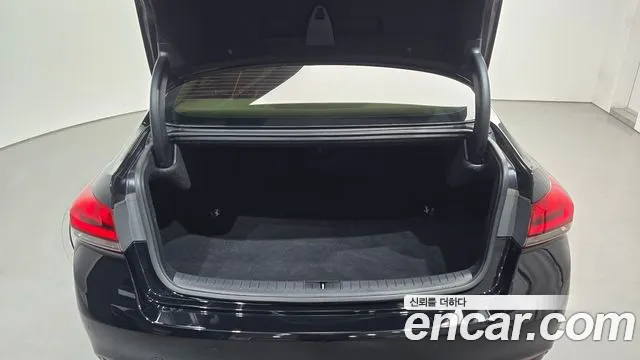 Hyundai Genesis 2016 — фото 20