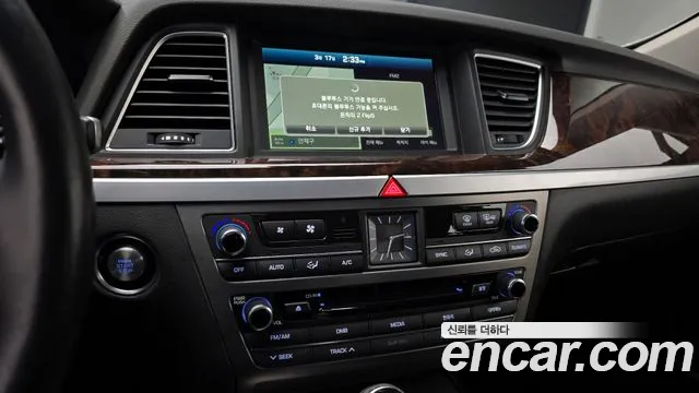 Hyundai Genesis 2015 — фото 14